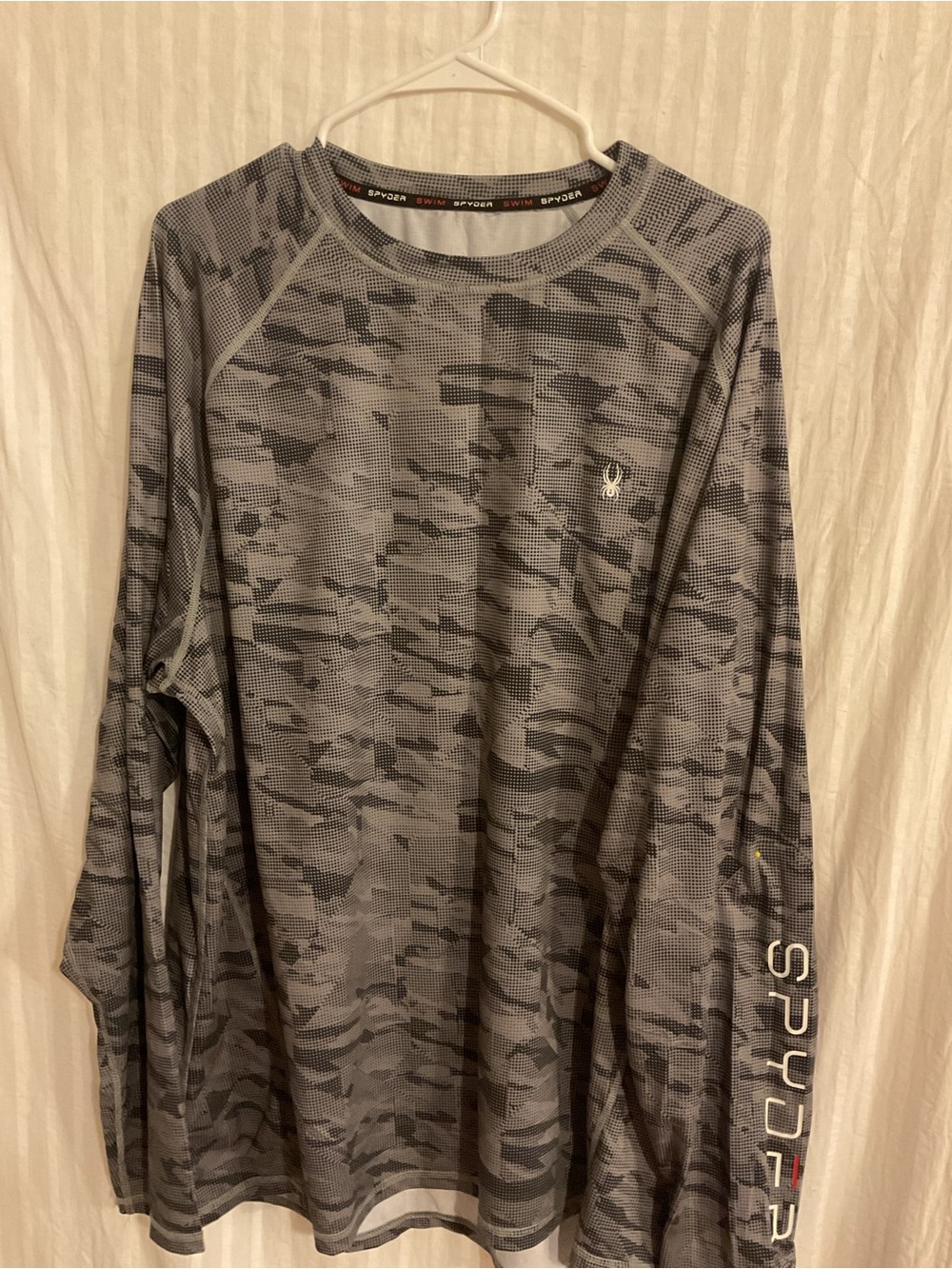 Spyder Men’s Gray Swim Camo Long Sleeve Performance Tee XXL
